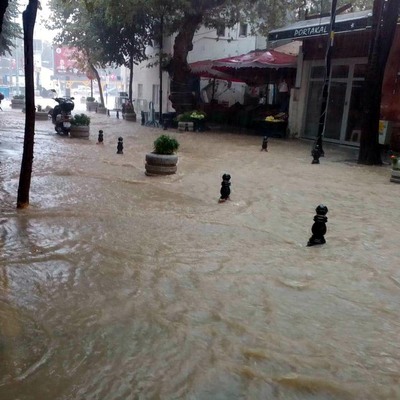 Marmara'da beklenen şiddetli yağış başladı!
