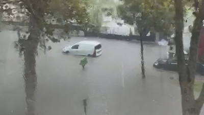 İstanbul'u şiddetli sağanak vurdu!