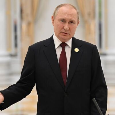 Putin Gorbaçov'a veda etti