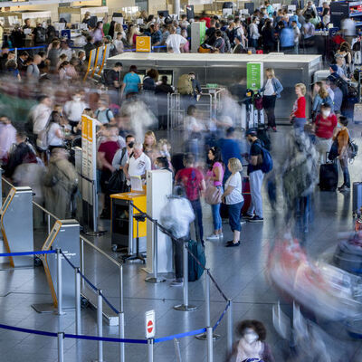 Avustralya, krizin çözümü için göçmen sayısını artırdı