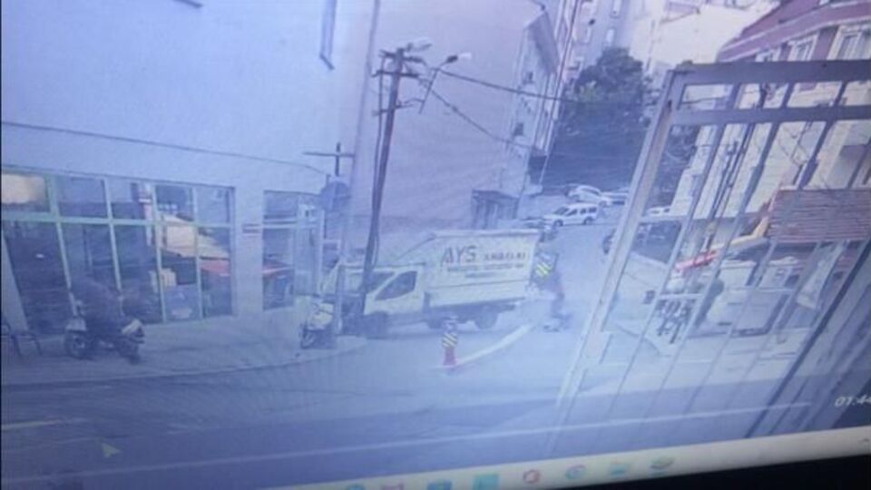 Kadının 4 parmağı koptu! İstanbul'da feci kaza!