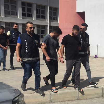 'Omuz atma' kavgasında başını asfalta çarptı!