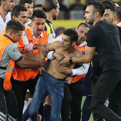 Saldıran taraftar gözaltına alındı