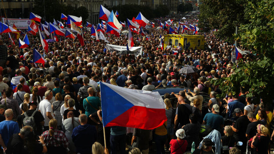 Avrupa'da enerji protestoları artıyor