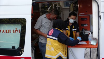 Şiddet gören kadını canı pahasına kurtardı!