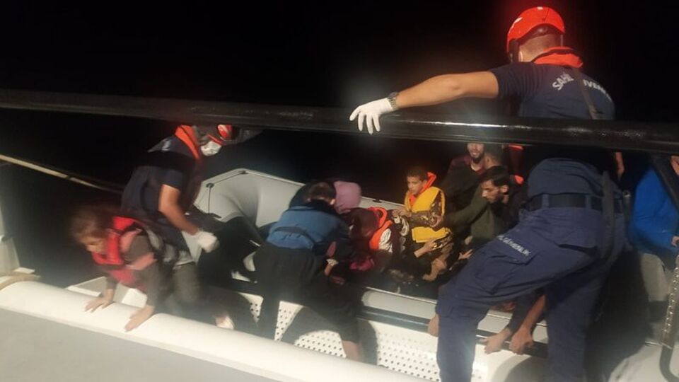 İzmir açıklarında göçmen hareketliliği