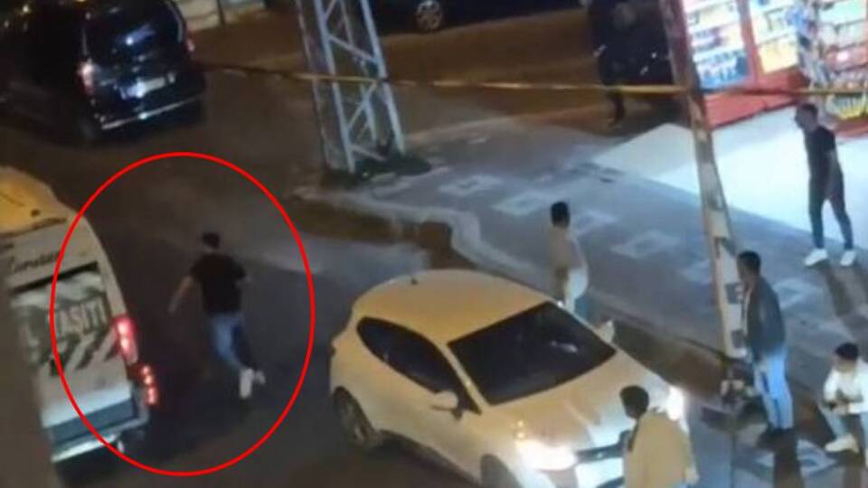 Yol kavgasında kurşun yağdırdı!