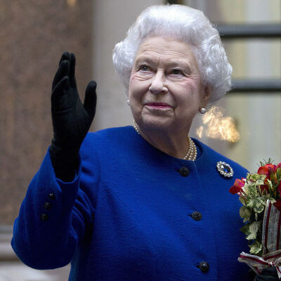 Kraliçe hayatını kaybetti: Dünyadan taziye mesajları