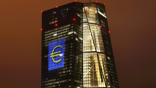 Avrupa Merkez Bankası'ndan rekor faiz artırımı