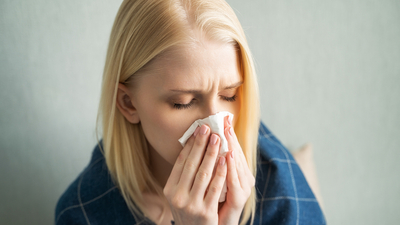 Su gibi burun akıntısı neden olur, nasıl geçer?