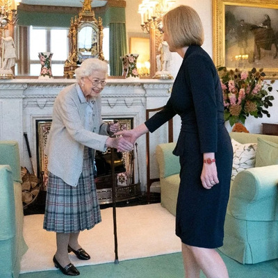 Kraliçe'nin son, Kral'ın ilk Başbakanı: Liz Truss