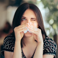 Alerjik burun tıkanıklığı neden olur, nasıl geçer?