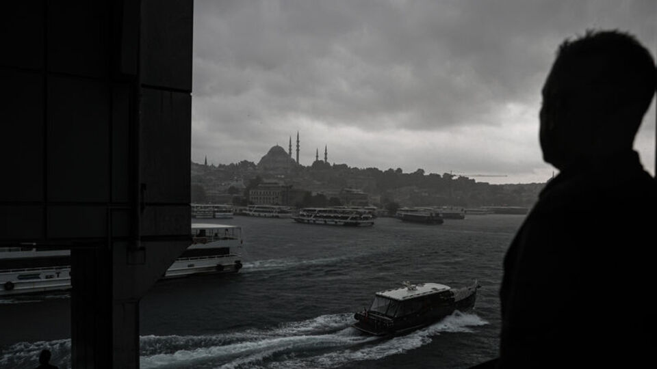 Meteoroloji'den gök gürültülü sağanak yağış uyarısı! Bu iller dikkat