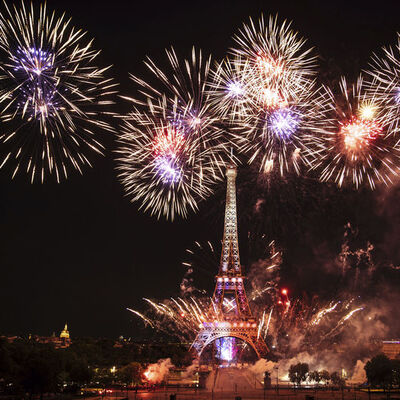 Eyfel Kulesi karanlığa gömülecek