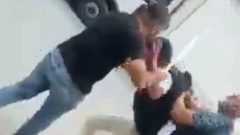 Eşine mesaj atan tacizciye meydan dayağı!