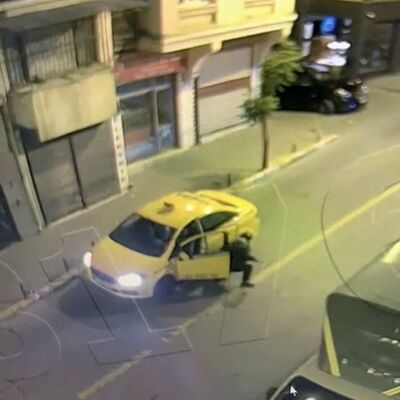 Sürücüye bıçak çekti! Taksiyi böyle çaldı!