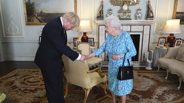 Johnson, Kraliçe ile son görüşmesini anlattı