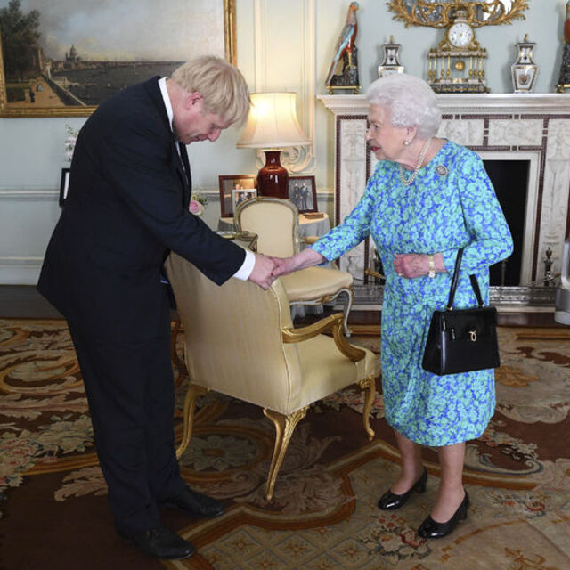 Johnson, Kraliçe ile son görüşmesini anlattı