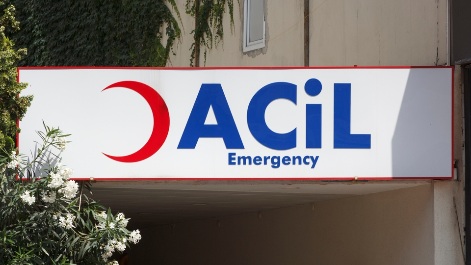 Sağlık Bakanlığı'ndan acil servis düzenlemesi