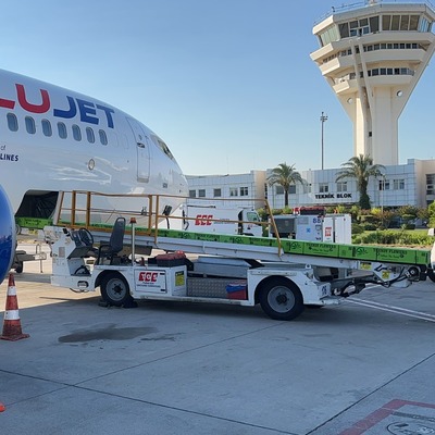 Kraliçe Elizabeth'in cenazesi için 13 ton çiçek yola çıktı