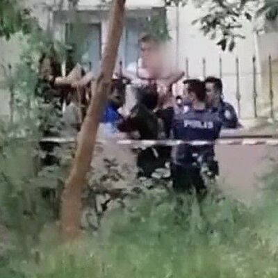 Bir anda dengesini kaybetti! Demir korkuluk dehşeti!