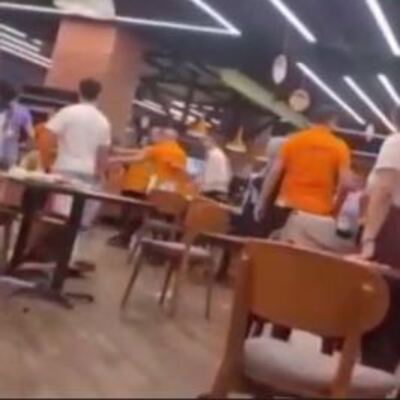 Ortalık savaş alanına döndü! Köfteci Yusuf'ta masa silme kavgası!