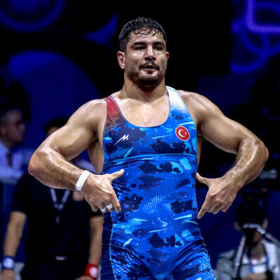 Taha Akgül 3. kez dünya şampiyonu!