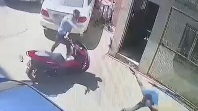 O anlar kamerada! Katilini terlikle kovaladı!