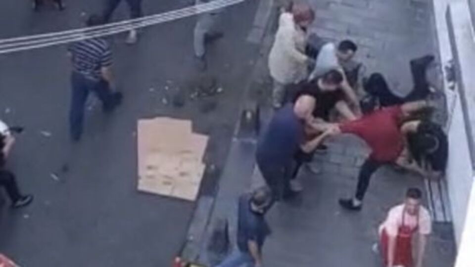 Yaşlı adamı darp iddiasına vatandaş dayağı!