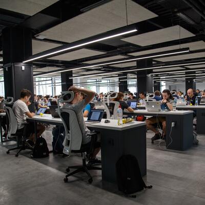 "4 gün çalışma yaşam pahalılığını azaltabilir"