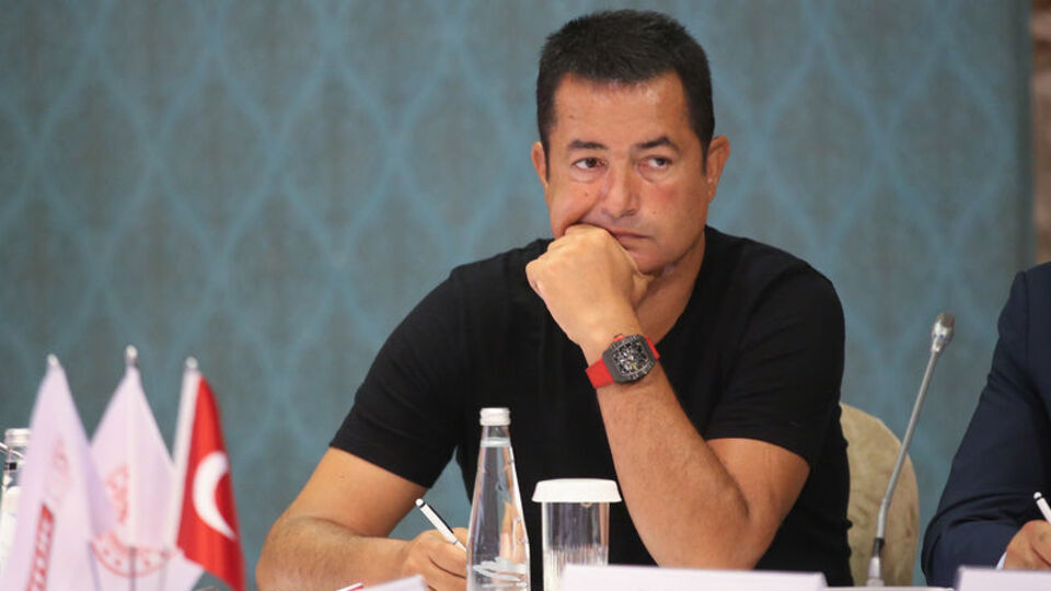 Acun Ilıcalı ile kızı motosiklet kazası geçirdi