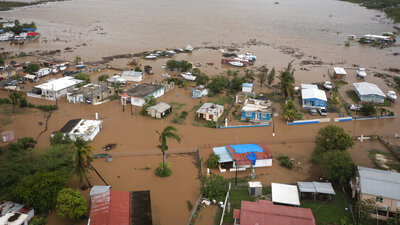 'Fiona' alarmı: Ülkenin 3'te 2'si karanlığa gömüldü