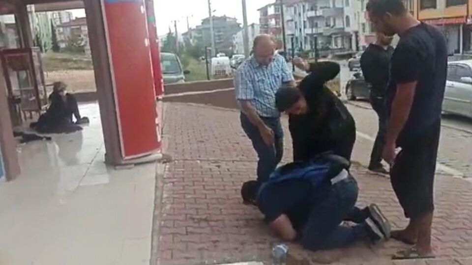 Kayınvalide ve eşten feci dayak!