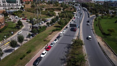 Otoparka zam gelince Kuyumcukent park kente döndü