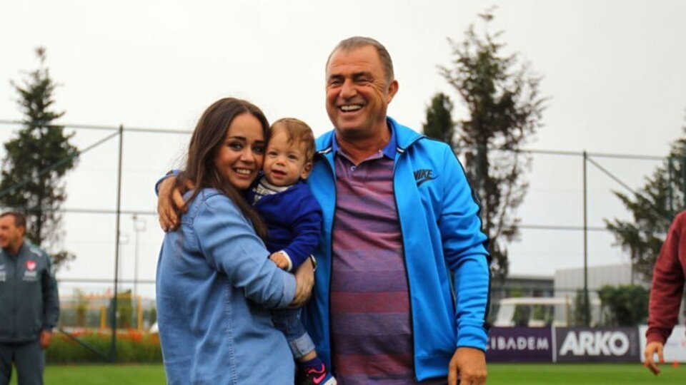 Evladını kaybeden Fatih Terim'in kızı paylaşımıyla yürekleri dağladı!