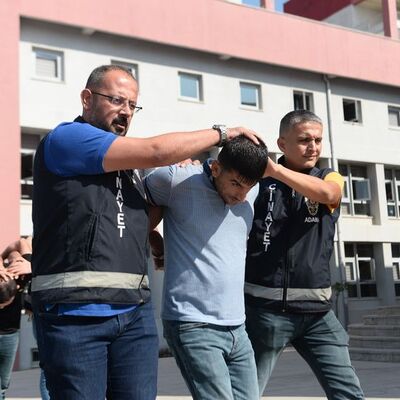 Hasımlarını vuracakken başka cana kıydılar!