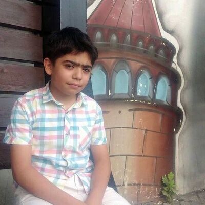 12 yaşındaki çocuk okul bahçesinde öldü