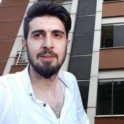 Balkonda otururken kurşun yağmuruna tutuldu