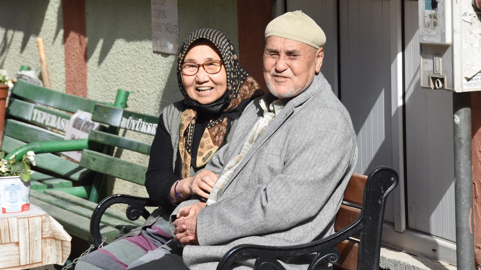 Felç geçirmişti! Doktorlar, 'daha çok güneş görmeli' deyince...