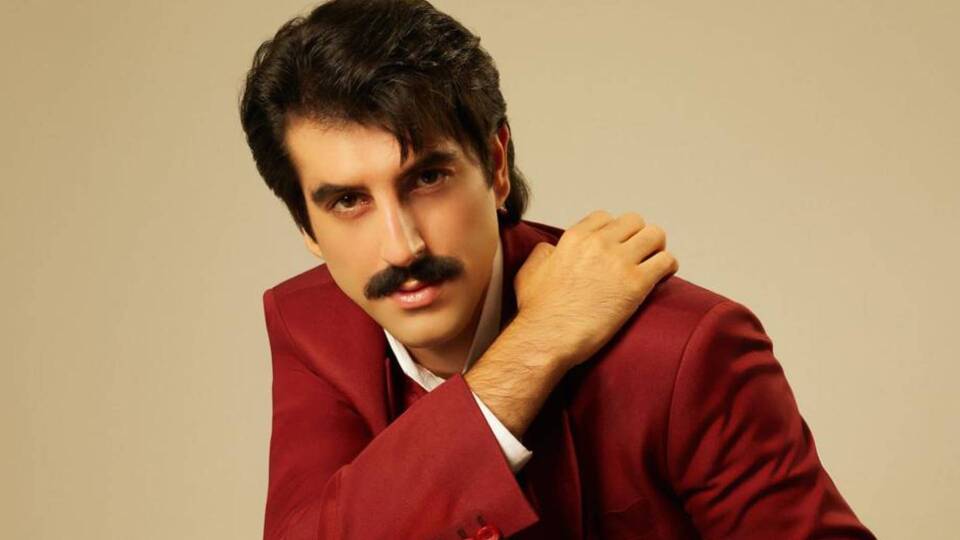 Babasını canlandıracak