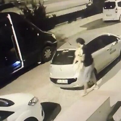 Çaldığı köpeğin çenesini bıçakla kesti