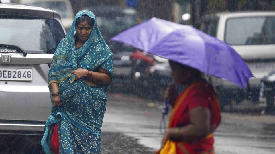 Hindistan'da son 24 saatte 36 kişi öldü