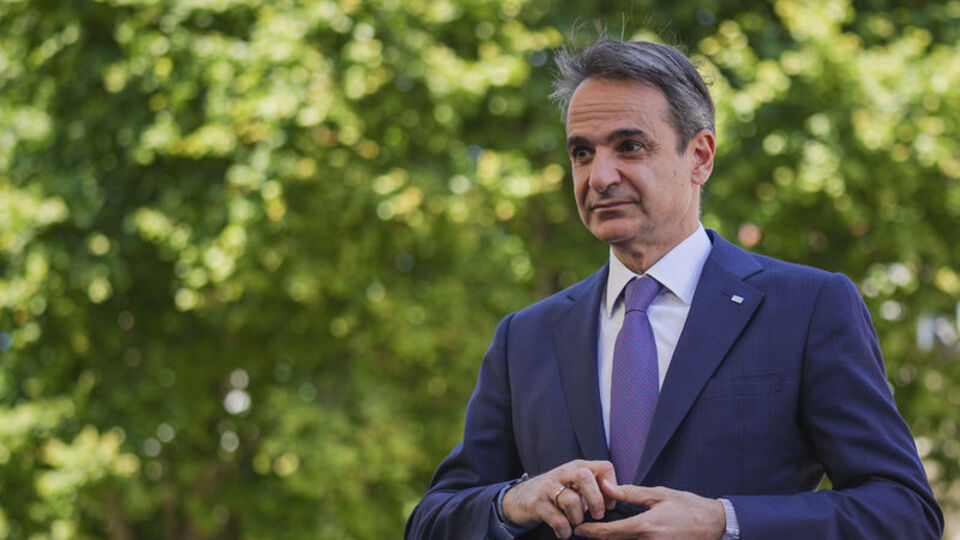 Miçotakis'ten Türkçe paylaşım