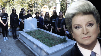 Zeki Müren mezarı başında anıldı