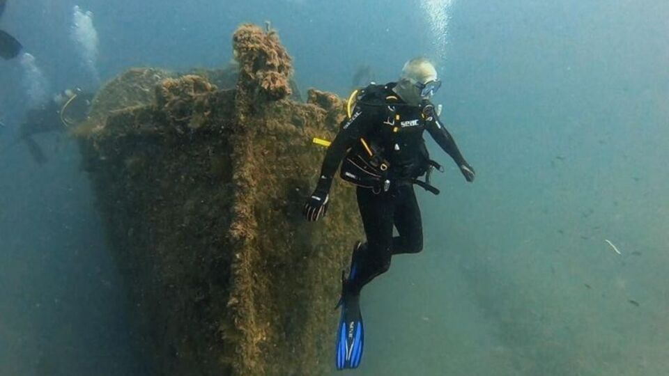 Bakan Ersoy'dan İngiliz "HMT Lundy" batığına anı dalışı