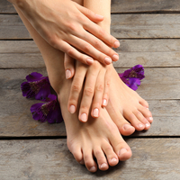 Ayak kokusu neden olur, nasıl geçer?