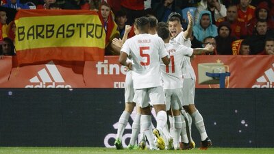 İspanya'ya sahasında şok!