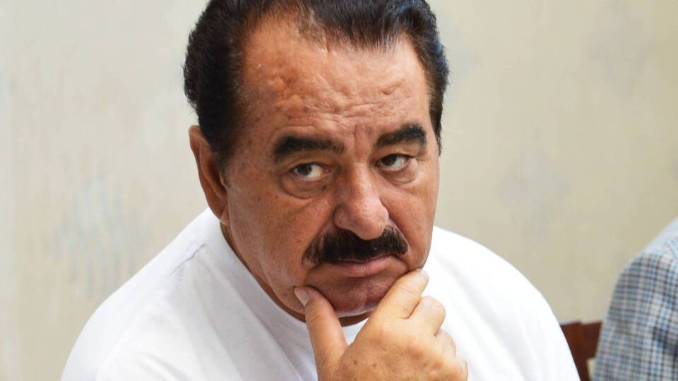 'Hanımla boşandık... Yeniden evlenmeyi düşünüyorum!'