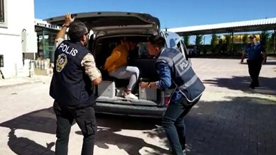 Karısını ölümle tehdit edip taksiciyi bıçakladı!