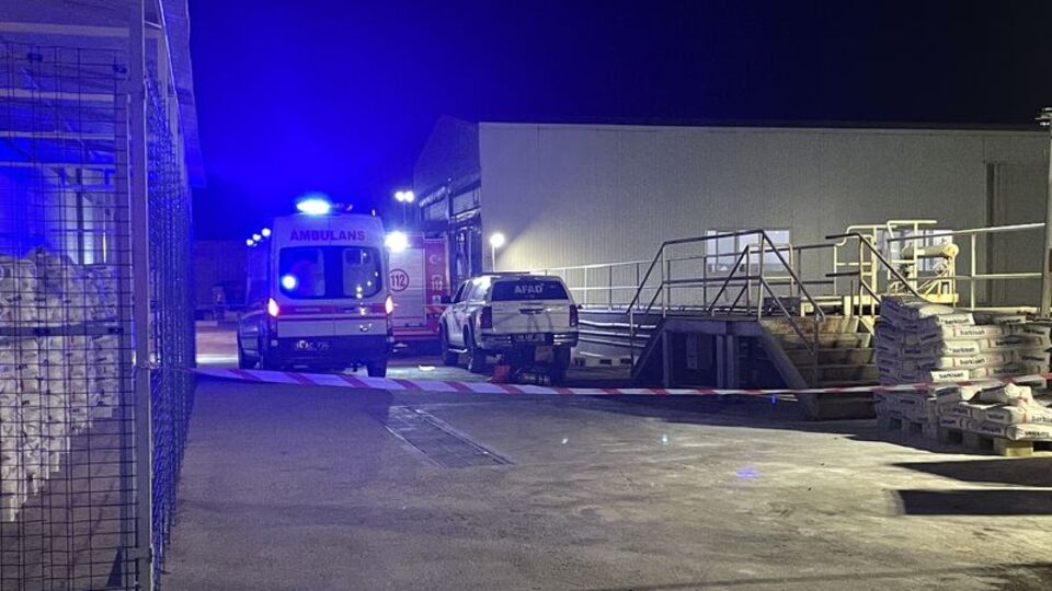 Fabrikada gaz zehirlenmesi: 3 ölü, 1 ağır yaralı